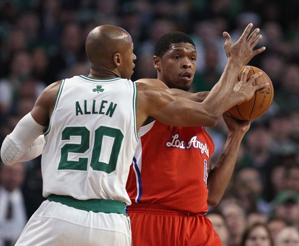 更是一笔低 更是一笔低