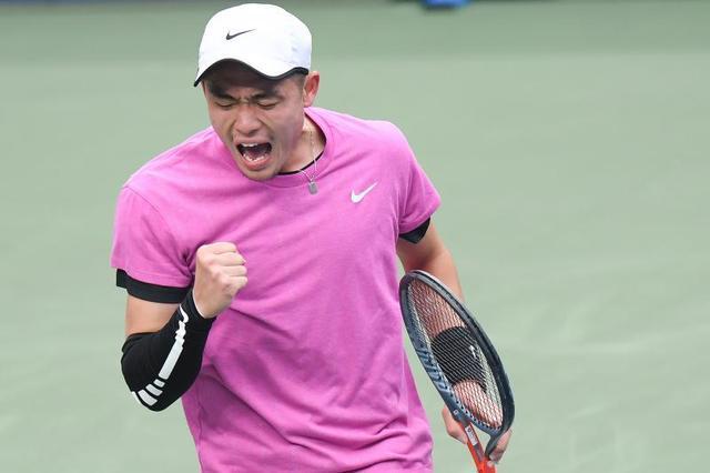 在球场上最 在球场上最