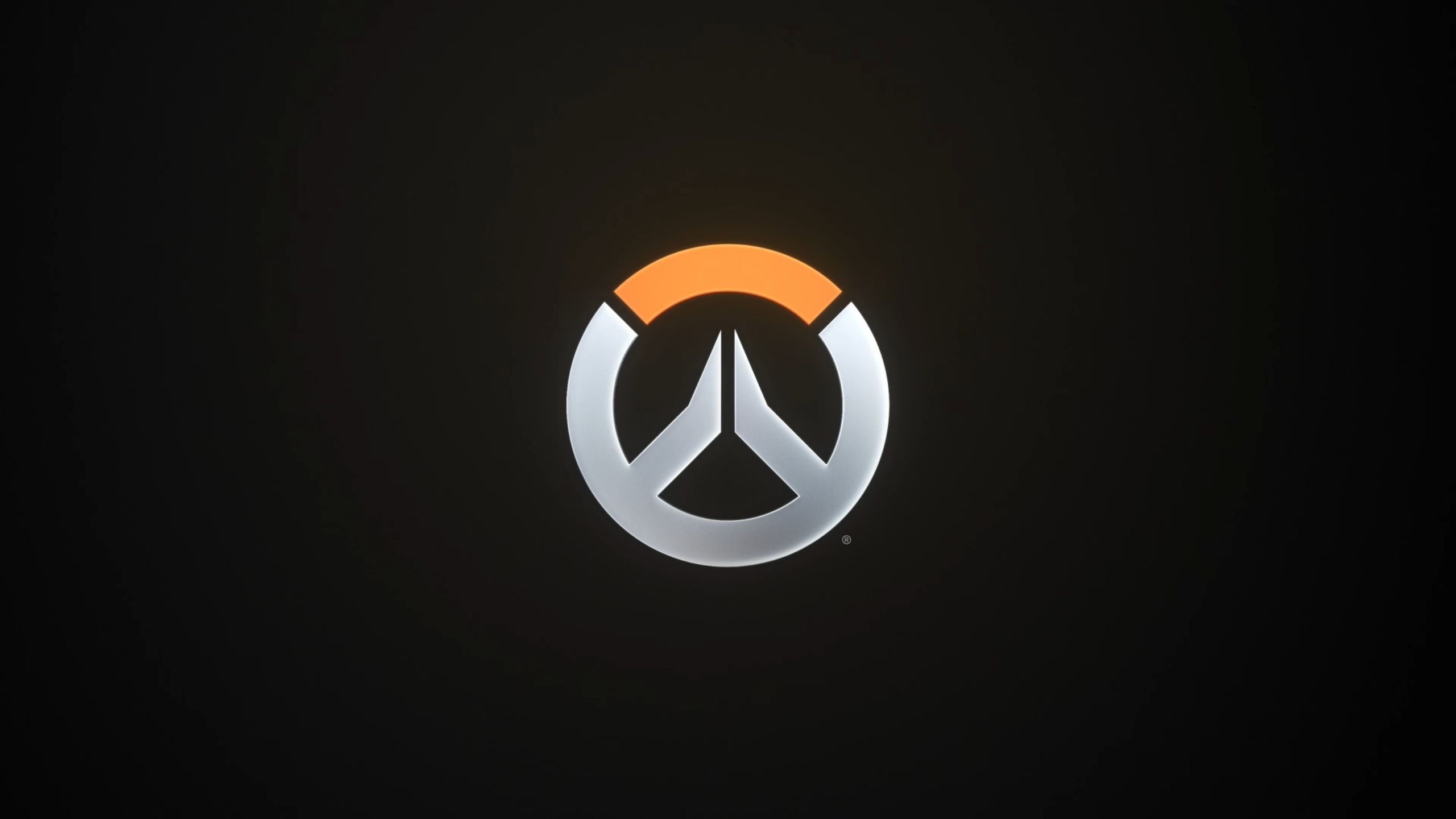 背后既有 背后既有